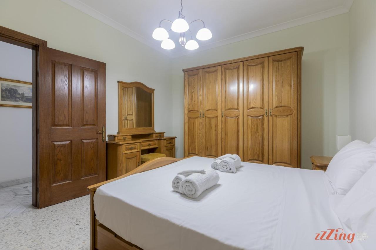 Beachfront 2 Bedroom Holiday Home Is-Sellum 외부 사진
